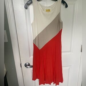 Red and White: Maeve Size: XS